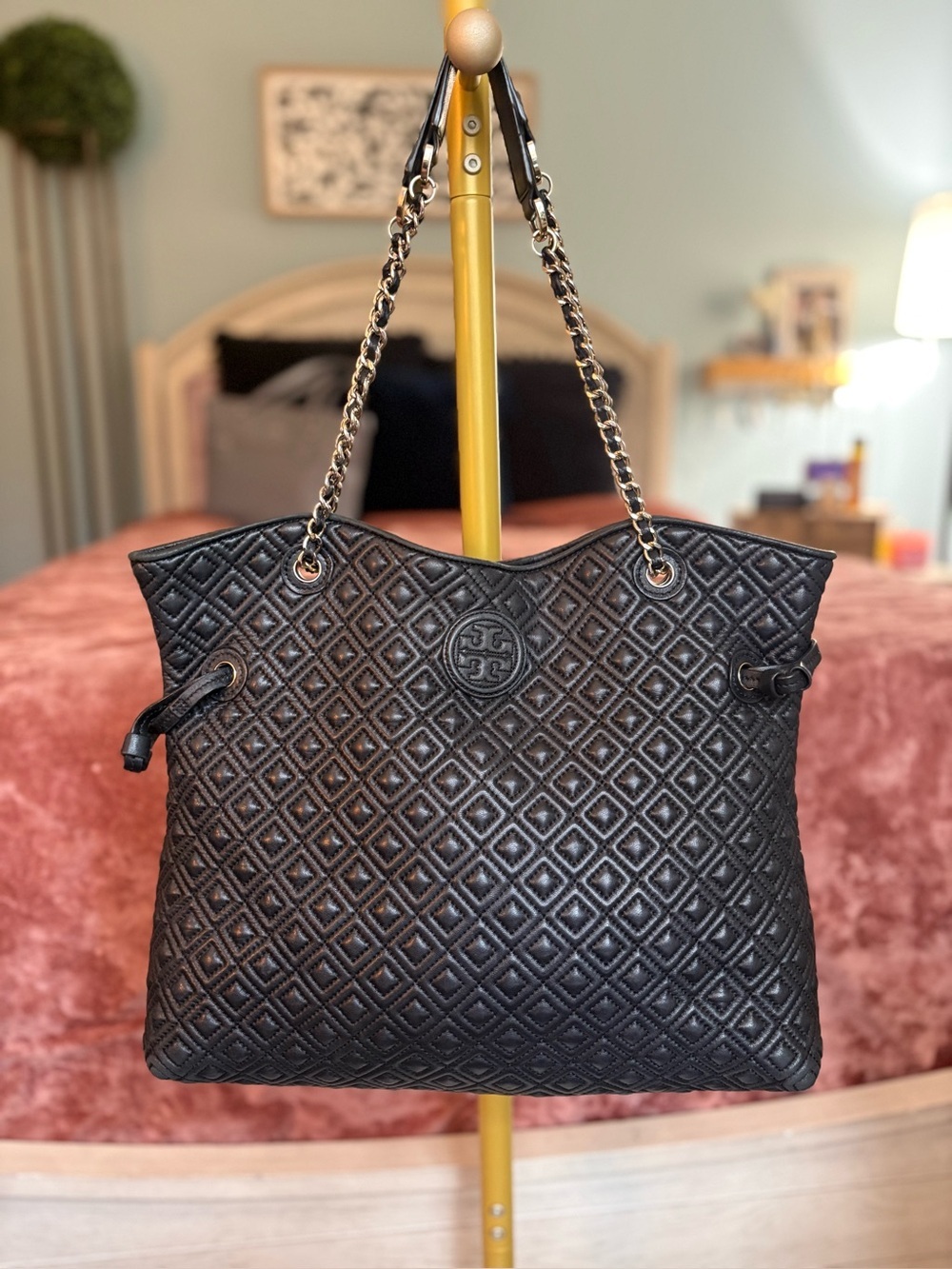 Tory Burch Quilted Diamond Marion Slouchy Tote Bag Black - Picture 3 of 9